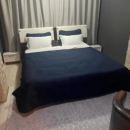 Central Residence *