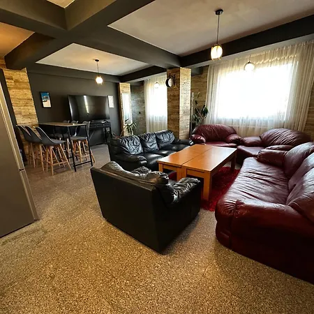 Apartment - & 3br Near Constanta