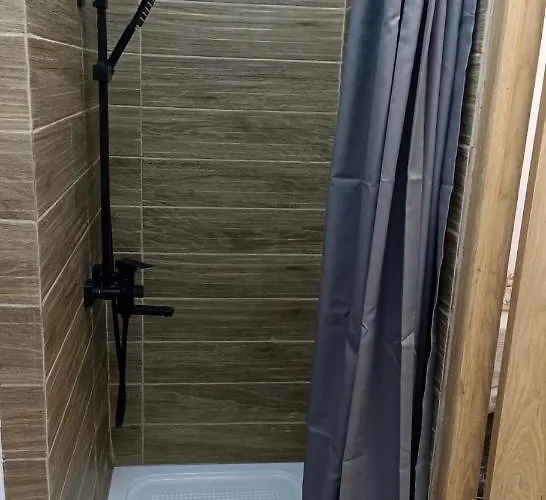 Apartment - & 3br Near *