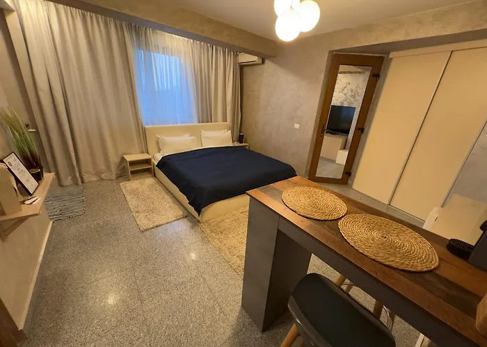 - & 3br Near Apartment